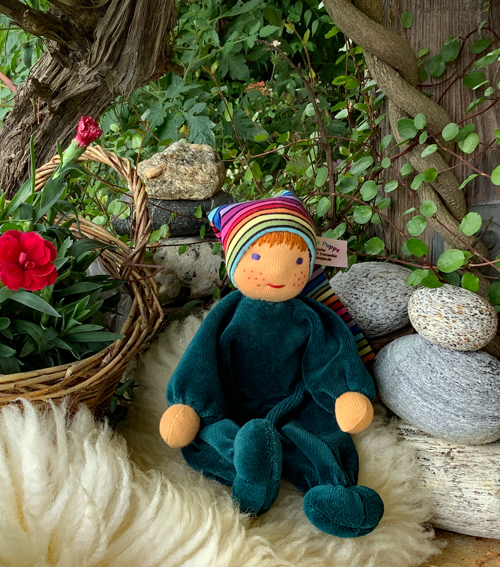 Minipüppchen nach Art der Waldorfpuppe Grün 3 – Bild 4