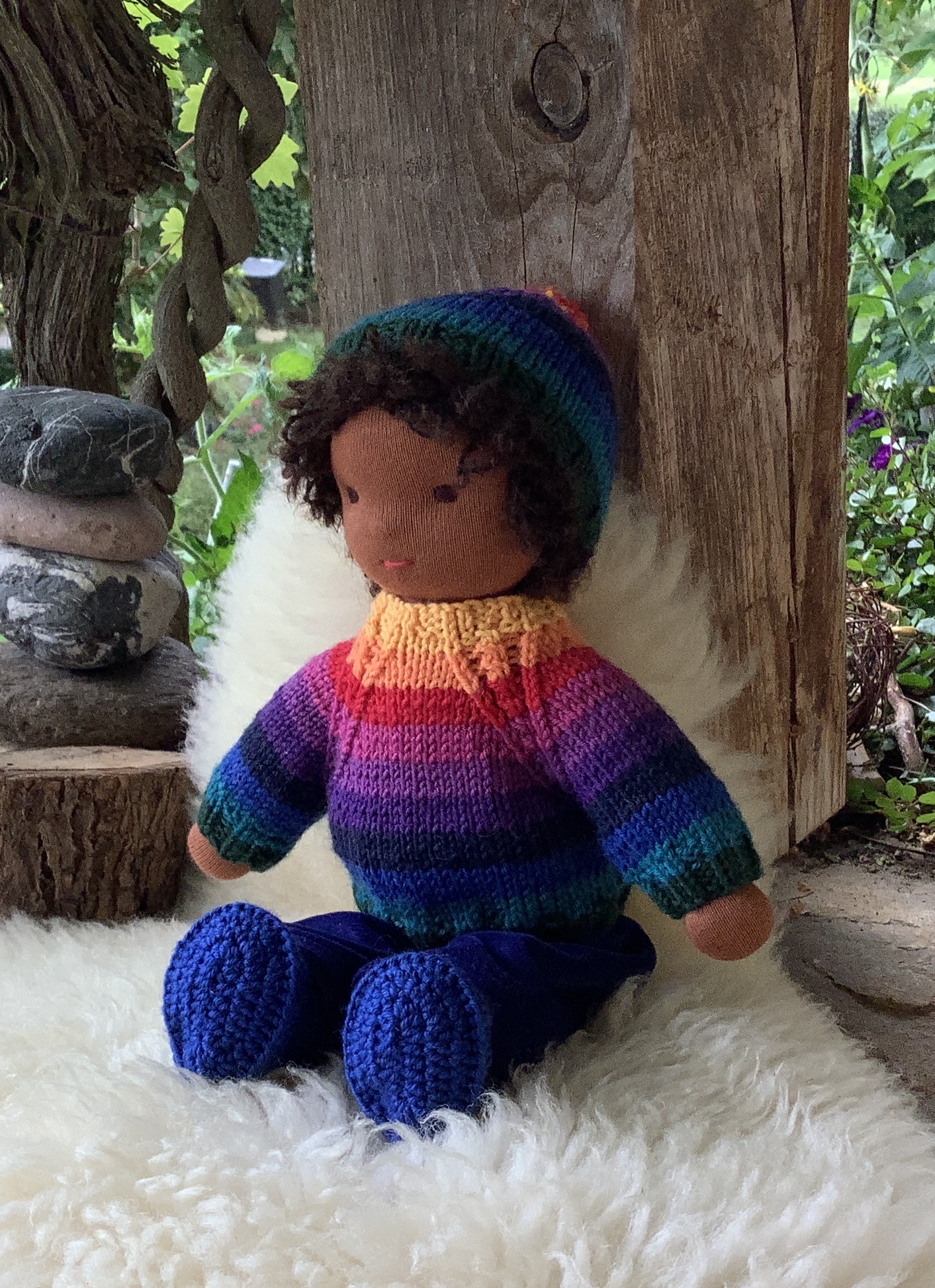 Kleine Stoffpuppe nach Waldorfart Safi