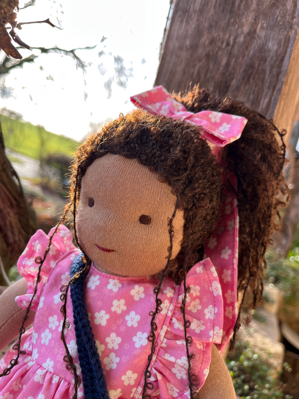 Stoffpuppe nach Waldorfart Leana – Bild 3