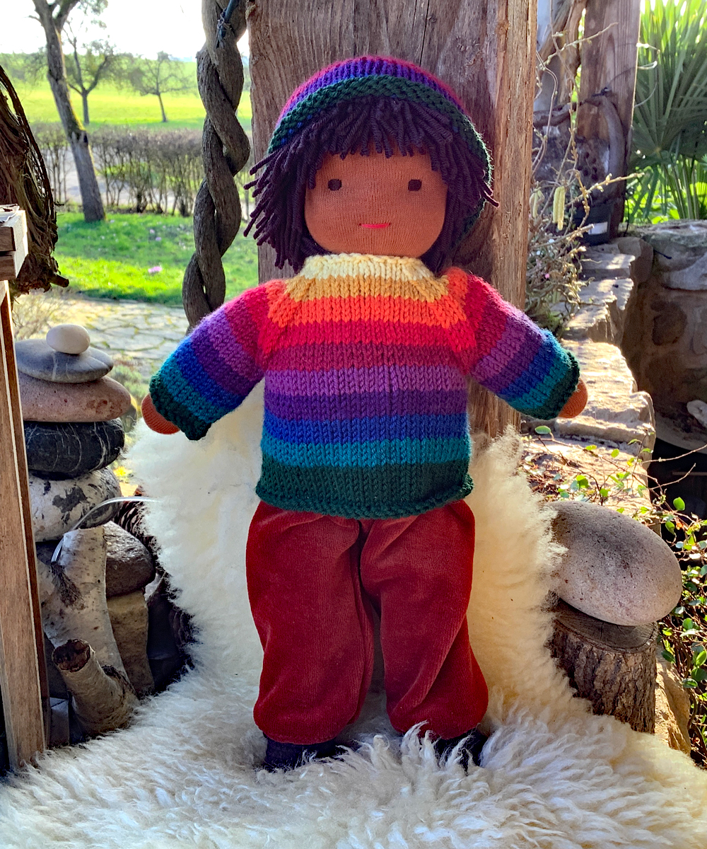 Kleine Stoffpuppe nach Waldorfart Amir – Bild 2