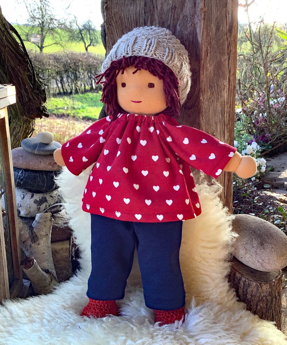Kleine Stoffpuppe nach Waldorfart Maxi – Bild 4